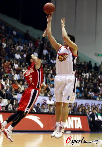 阿斯：巴萨球员圣诞节假期仅有一周，1月份面临四线作战（阿斯：巴萨球员圣诞仅休一周，1月将迎四线鏖战）