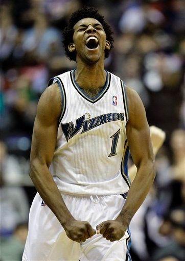 热议成都平广岛：联赛亚冠都蛮硬；租德尔加多需下载反诈app（成都战平广岛引热议：联赛与亚冠皆硬仗，租借德尔加多还得下载反诈App）