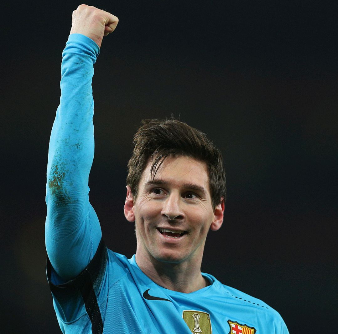 米奇：手里有什么牌就用什么，不尝试不可控内容（米奇：手中资源优先，拒做不可控尝试）