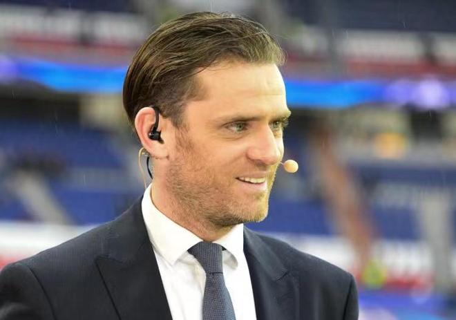 老年太极丹首局都会给人一种错觉林丹原来也没那么难打（老年版太极丹首局常造错觉：林丹看起来并不难打）