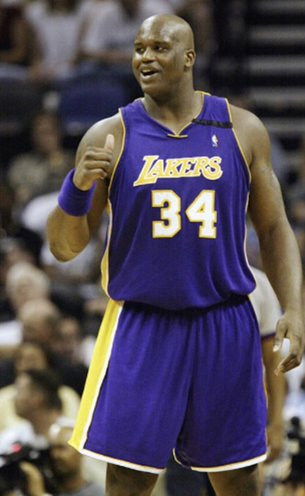 切尔西防线漏洞明显（切尔西后防隐患突出）